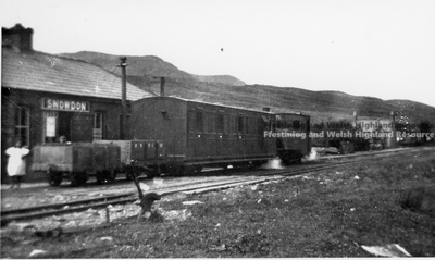 Moel Tryfan with a mixed train at Snowdon Station.