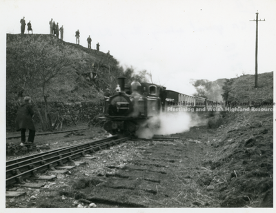 Taliesin (II) and AGM Special 1959 arriving at Tan y Bwlch.