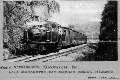 Livingston Thompson in Tan y Bwlch Cutting on Down special train.