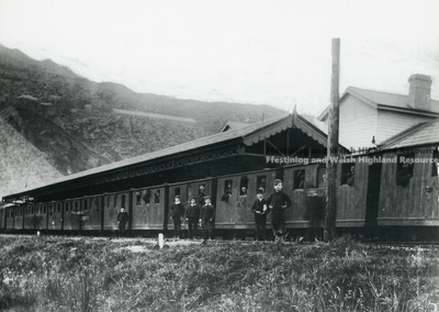 Down quarrymen's train at LNWR Exchange, Blaenau Ffestiniog. c1895.